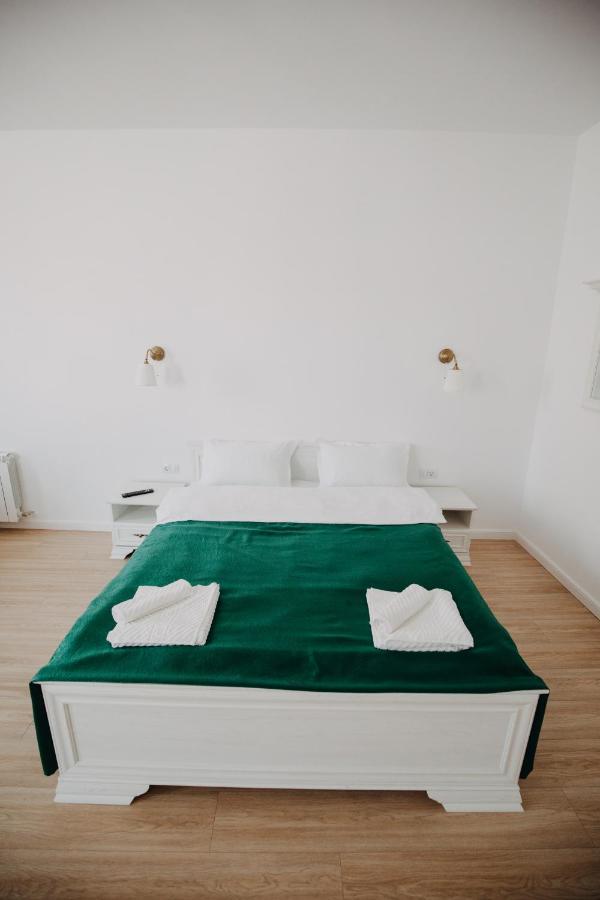 Manzur Apartment *