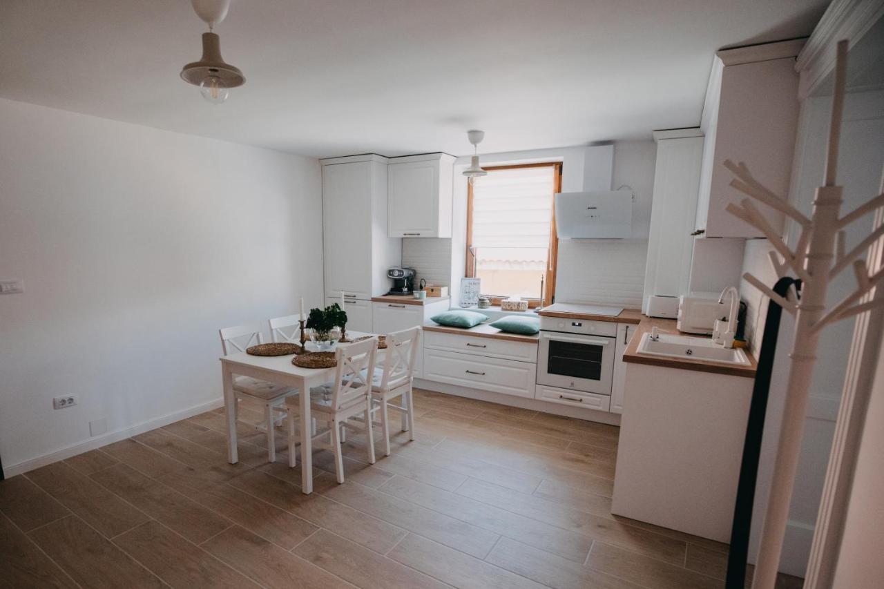 Apartment Manzur *